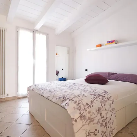 Lomellina 10 Minuti Dal Centro Apartament